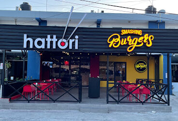 smashing burgers yaxchilan